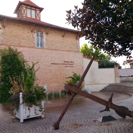 Apartment Comme Dans Un Phare